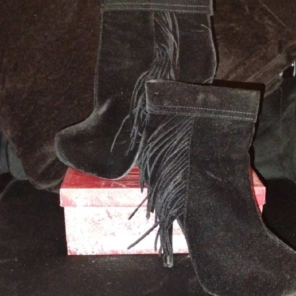 Delicacy Black Fringe Ankle Boots